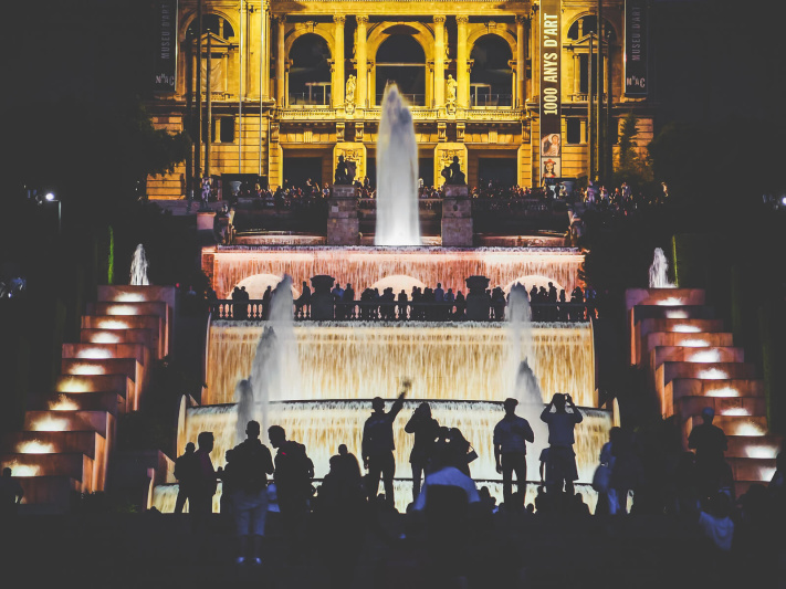 Barcelona, Mnac front, Montjuic fountain, Museu Nacional Art Catalunya, silhouette spectating