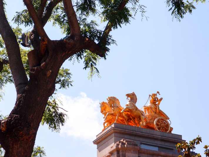 Barcelona, cascada monumental fountain, golden chariot