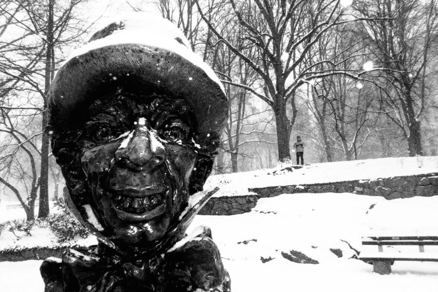 Black and White Street Photography during a Snowshower in New York City