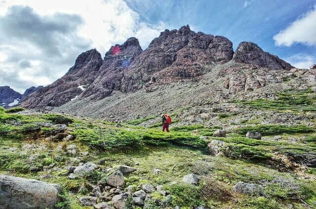 Dientes de Navarino Trekking