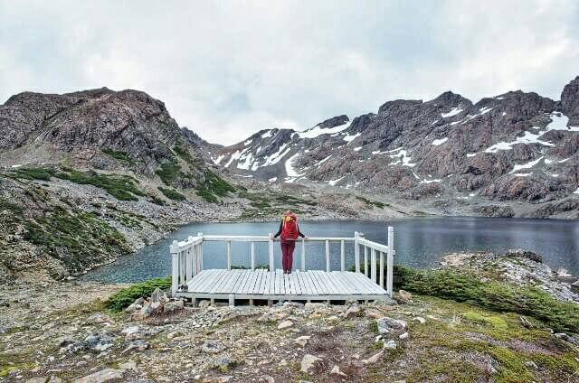 Dientes de Navarino Trekking Laguna Escondida Platform