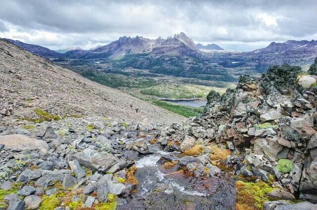 Dientes de Navarino Trekking Paso Virginia Downstream